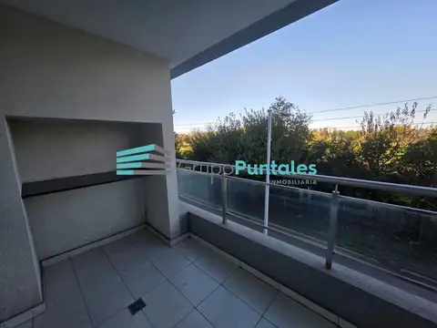 Departamento 2 ambientes con balcon en Canning Center