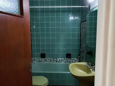 Depto Tipo Casa en Alquiler 35 años