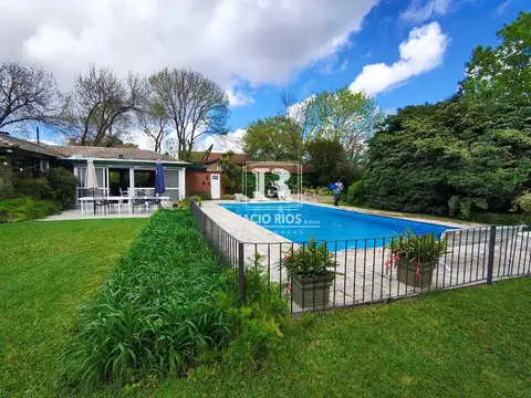 Casa 7 ambientes con 4 baños