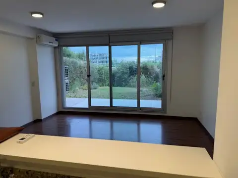 Venta departamento 2 ambientes PB con Jardin Espigon 13. Puerto Escondido. Nordelta