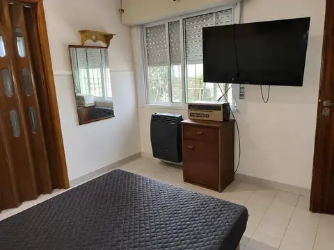 Venta casa 4 ambientes 90 m² jardín parrilla y entrada para auto San Bernardo