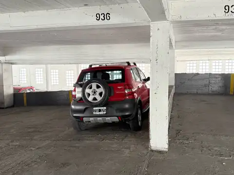 Cochera fija cubierta