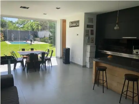 Casa en Alquiler al Norte