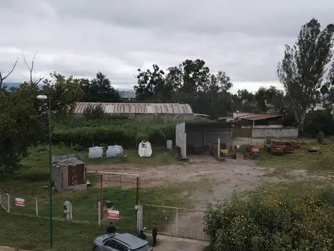 A pasos de Av. Ex Combatientes de Malvina
