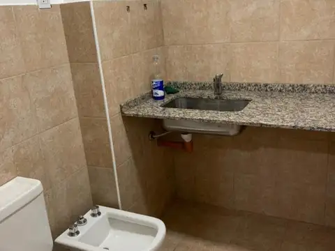 Local en Venta Via Pública