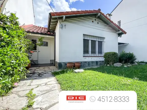 Casa 2 dormitorios Alquiler - Villa Adelina
