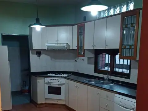 Casa en Venta en Luis Guillon, USD 170.000