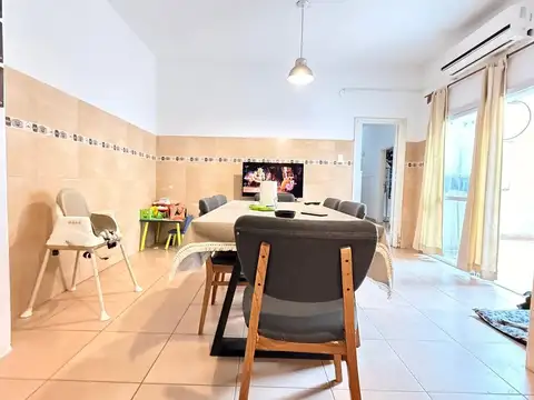 Depto Tipo Casa en Venta 51 años