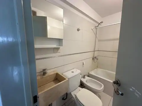 Departamento en Alquiler con 1 cochera
