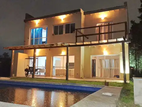 VENTA CASA - BARRIO SAN FRANCISCO - VISTA AL LAGO
