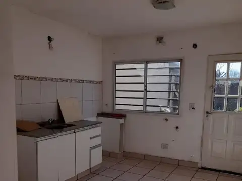 Depto Tipo Casa en Venta con 1 cocheras