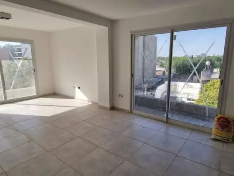 Avenida Duarte Quirós 2200
