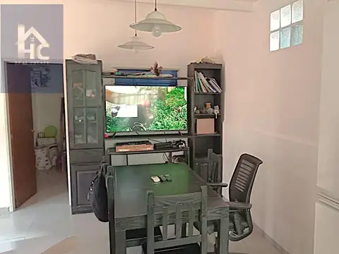 Depto Tipo Casa 4 ambientes con 1 baño