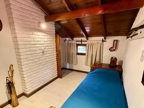 Casa 5 ambientes con 2 baños