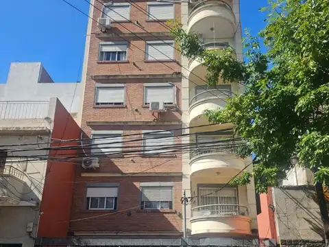 Caseros Alquiler Departamento Monoambiente con Patio F: 10275