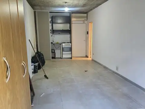 Departamento en Alquiler en Caseros, $ 400.000