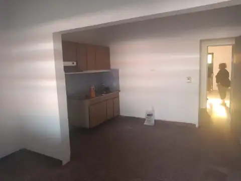Depto Tipo Casa 3 ambientes con 1 baño