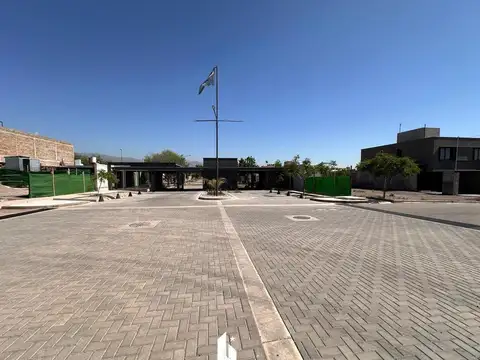 BARRIO PRIVADO LAS ACACIAS