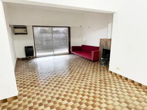 AVELINO ROLON 2800, Piso 1