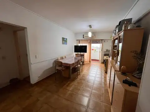 DEPARTAMENTO 3 AMBIENTES VENTA RAMOS MEJIA CON COCHERA