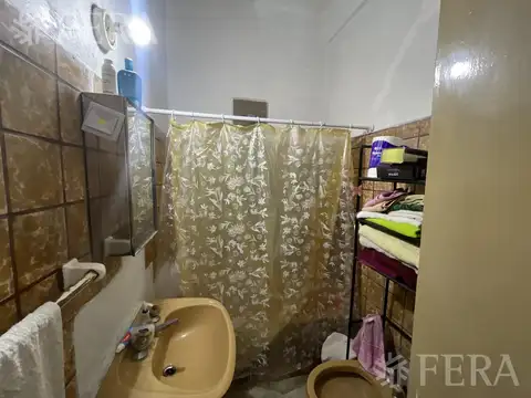 Venta casa 3 ambientes con jardín y terraza en Avellaneda