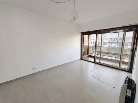 Departamento en alquiler de un dormitorio con balcón al frente ROSARIO