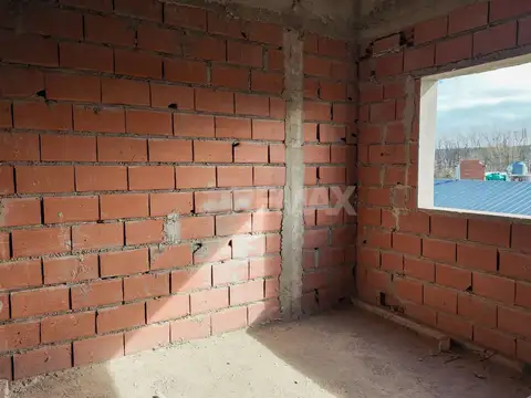 Depto Tipo Casa 3 ambientes con 2 baños