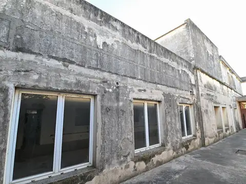 Castelli 100