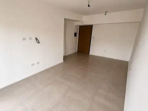 Departamento en Alquiler en Avellaneda, $ 800.000