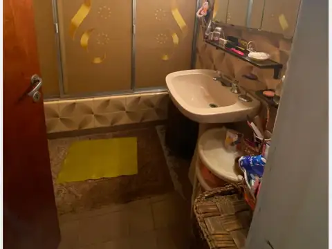 Depto Tipo Casa en Venta 50 años