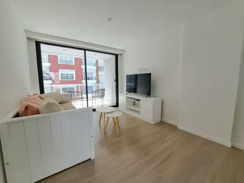 Departamento en Alquiler Temporal en Plaza Colon, $ 95.000