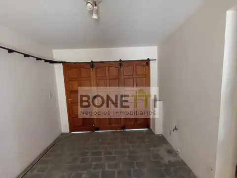 Depto Tipo Casa 4 ambientes con 2 baños