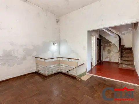 Depto Tipo Casa en Venta 35 años