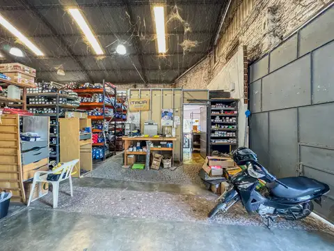 Galpón en venta sobre Av Italia