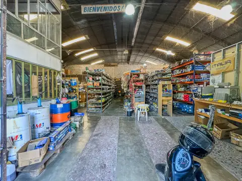 Galpon en Venta 17  mts Fondo