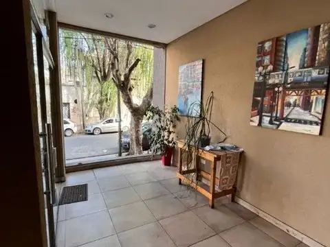 Las Piedras 1300, Piso 5