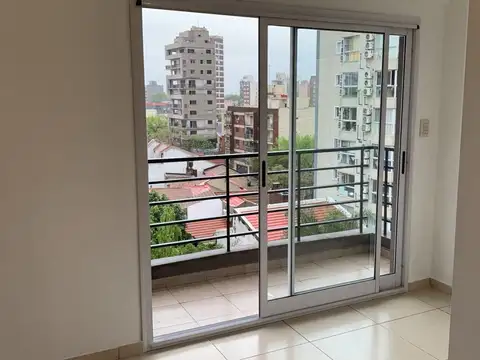 Departamento en Alquiler en Lanús Este, $ 490.000