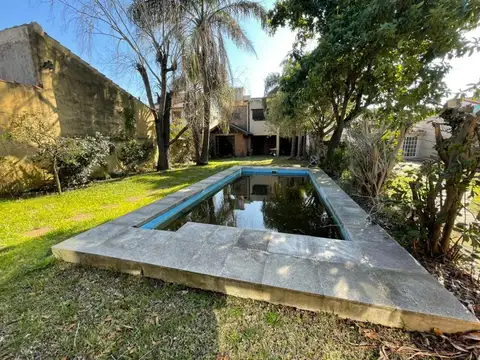 CHALET CASTELAR SUR