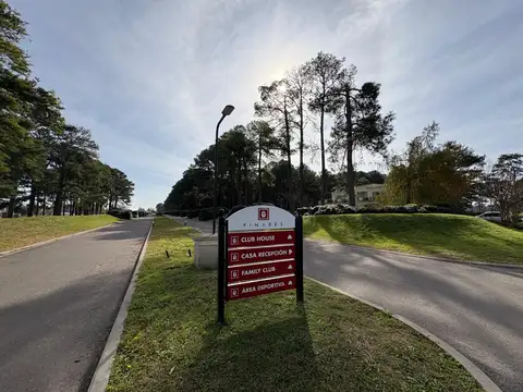 Terreno en Venta en Los Pinares Country Club, USD 35.000