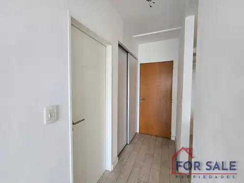 Campana 2800, Piso 5