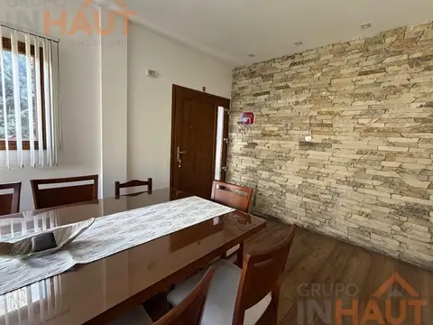 Casa en Venta en Plottier, USD 365.000