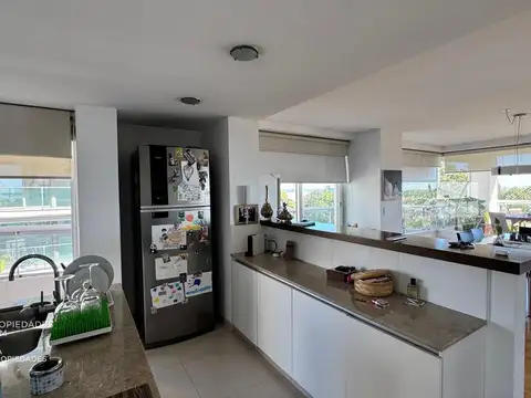 Departamento en Venta con 2 cocheras