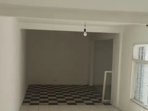 Depto Tipo Casa 2 ambientes con 1 baño