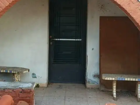 Casa en Venta en Los Hornos, USD 110.000