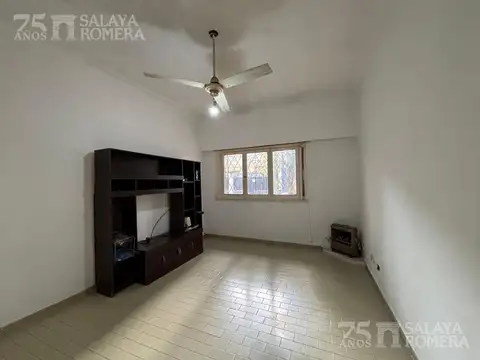 Departamento - Olivos- 2 ambientes en venta - lavadero -