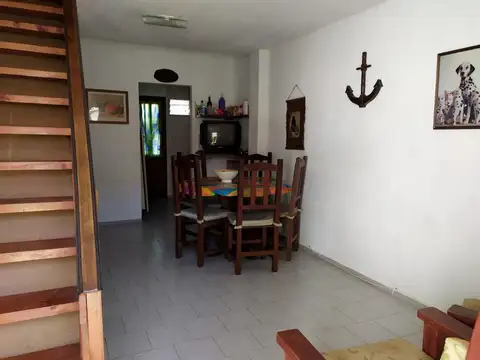 Depto Tipo Casa 4 ambientes con 1 baño