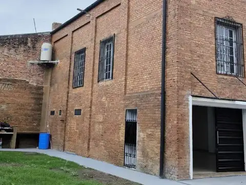 SE ALQUILA LOCAL Renovado A Estrenar