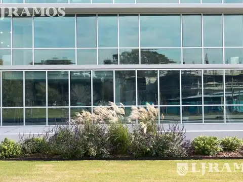 Oficina en Venta con 2 cocheras