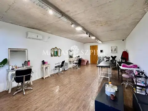 Oficina en Venta en Francisco Alvarez, USD 95.000