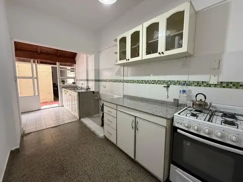 DEPARTAMENTO AV. COLÓN .CENTRO,CON TERRAZA